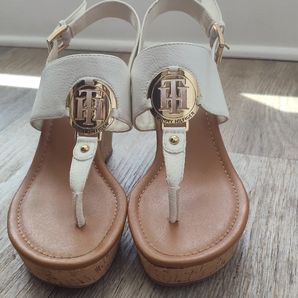 Tommy Hilfiger Women's White Wedge Sandals